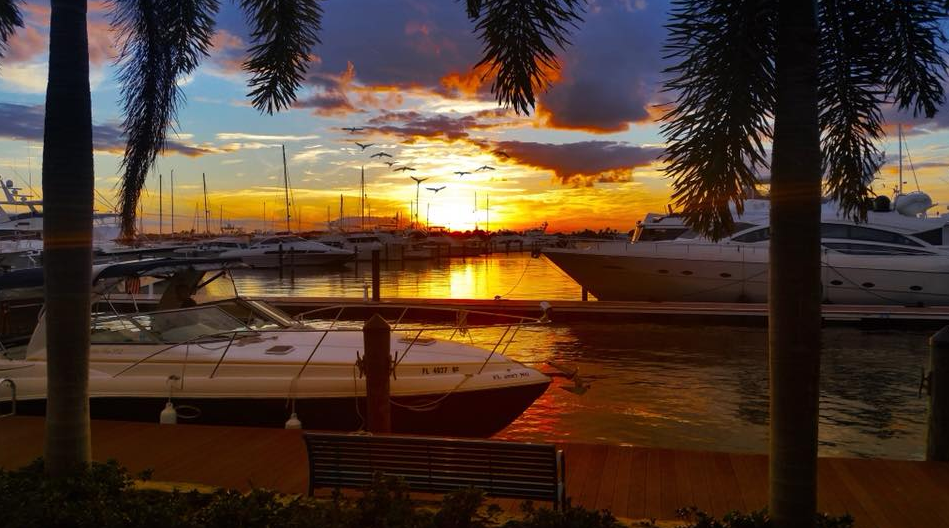 sunset, sailor's return, waterfront restaurant 