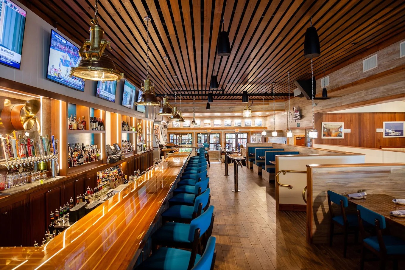 The Catch Neighborhood Bar and Grill Image