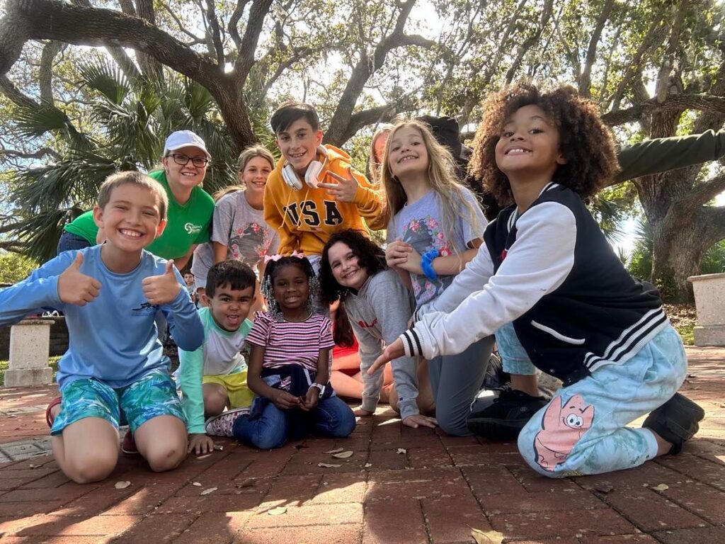 a group of kids outside the Children's Museum of the Treasure Coast